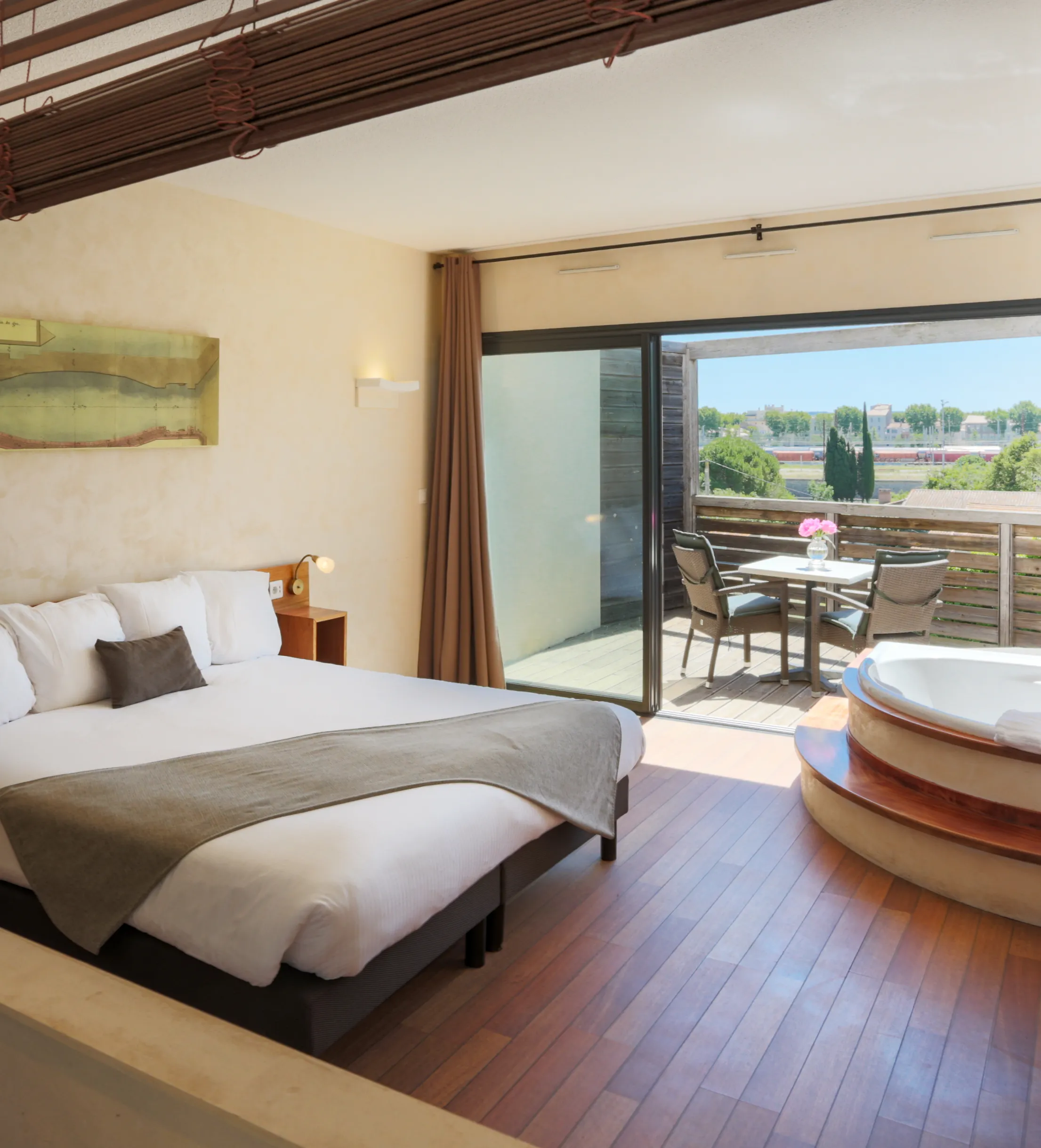 Île du Gua Suites - Suite avec jacuzzi dans une résidence hôtelière à Narbonne Île du Gua Suites - Suite avec jacuzzi dans une résidence hôtelière à Narbonne